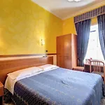Planet Hotell 2*