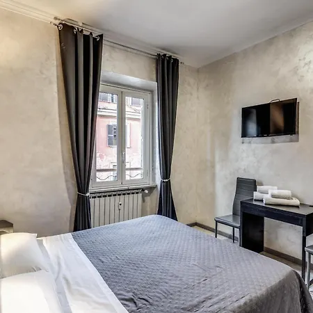 Planet Ξενοδοχείο 2*