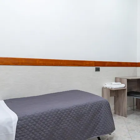 Planet Hotell 2*