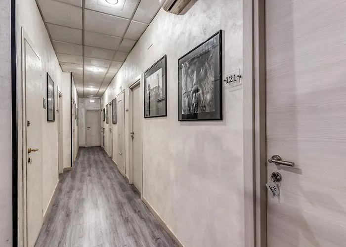 星球酒店 2* 罗马